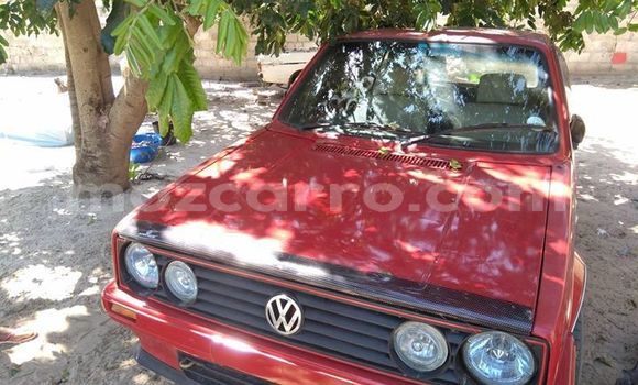 Comprar Usado Volkswagen Golf Vermelho Carro em Maputo em Maputo