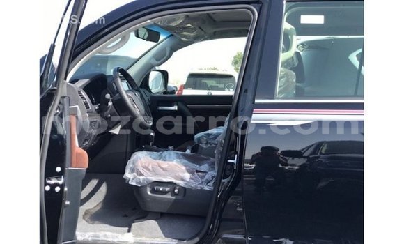 Comprar Importar Toyota Land Cruiser Preto Carro em Import - Dubai em Cabo Delgado Comprar Importar Toyota Land Cruiser Preto Carro em Import - Dubai em Cabo Delgado
