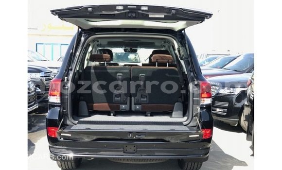 Comprar Importar Toyota Land Cruiser Preto Carro em Import - Dubai em Cabo Delgado Comprar Importar Toyota Land Cruiser Preto Carro em Import - Dubai em Cabo Delgado