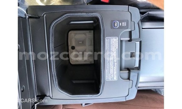 Comprar Importar Toyota Land Cruiser Preto Carro em Import - Dubai em Cabo Delgado Comprar Importar Toyota Land Cruiser Preto Carro em Import - Dubai em Cabo Delgado