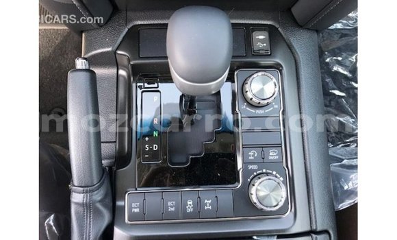 Comprar Importar Toyota Land Cruiser Preto Carro em Import - Dubai em Cabo Delgado Comprar Importar Toyota Land Cruiser Preto Carro em Import - Dubai em Cabo Delgado