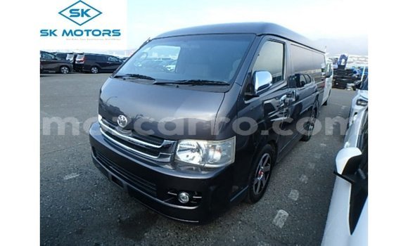 Nunua Imported Toyota Hiace Nyingine Gari ndani ya Import - Dubai nchini Cabo Delgado