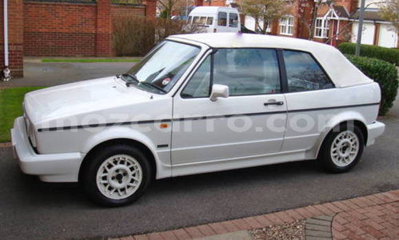 Comprar Usado Volkswagen Golf Branco Carro em Ancuabe em Cabo Delgado Comprar Usado Volkswagen Golf Branco Carro em Ancuabe em Cabo Delgado