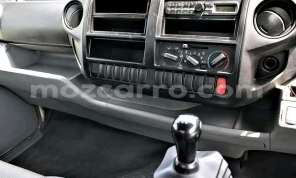 Buy Used Hino 300 Series White Truck in Chemba in Sofala Buy Used Hino 300 Series White Truck in Chemba in Sofala