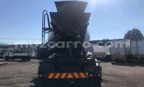 Comprar Usado Mercedes‒Benz 2628 Branco Caminhão em Chemba em Sofala Comprar Usado Mercedes‒Benz 2628 Branco Caminhão em Chemba em Sofala