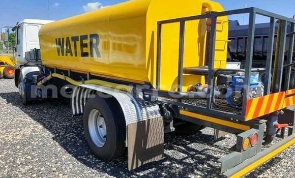 Comprar Usado Man Silent Branco Caminhão em Chemba em Sofala Comprar Usado Man Silent Branco Caminhão em Chemba em Sofala