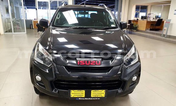 Comprar Usado Isuzu D-MAX Preto Carro em Balama em Cabo Delgado Comprar Usado Isuzu D-MAX Preto Carro em Balama em Cabo Delgado