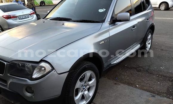 Comprar Usado BMW X3 Prata Carro em Balama em Cabo Delgado Comprar Usado BMW X3 Prata Carro em Balama em Cabo Delgado