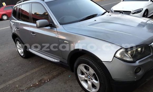 Comprar Usado BMW X3 Prata Carro em Balama em Cabo Delgado Comprar Usado BMW X3 Prata Carro em Balama em Cabo Delgado