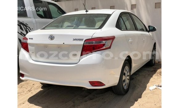 Comprar Importar Toyota Yaris Branco Carro em Import - Dubai em Cabo Delgado Comprar Importar Toyota Yaris Branco Carro em Import - Dubai em Cabo Delgado
