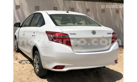 Comprar Importar Toyota Yaris Branco Carro em Import - Dubai em Cabo Delgado Comprar Importar Toyota Yaris Branco Carro em Import - Dubai em Cabo Delgado