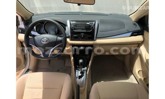 Comprar Importar Toyota Yaris Branco Carro em Import - Dubai em Cabo Delgado Comprar Importar Toyota Yaris Branco Carro em Import - Dubai em Cabo Delgado
