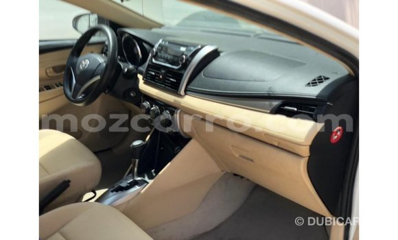 Comprar Importar Toyota Yaris Branco Carro em Import - Dubai em Cabo Delgado Comprar Importar Toyota Yaris Branco Carro em Import - Dubai em Cabo Delgado