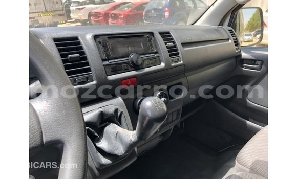 Nunua Imported Toyota Hiace Nyeupe Gari ndani ya Import - Dubai nchini Cabo Delgado Nunua Imported Toyota Hiace Nyeupe Gari ndani ya Import - Dubai nchini Cabo Delgado