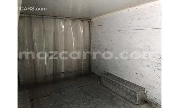 Nunua Imported Toyota Hiace Nyeupe Gari ndani ya Import - Dubai nchini Cabo Delgado Nunua Imported Toyota Hiace Nyeupe Gari ndani ya Import - Dubai nchini Cabo Delgado