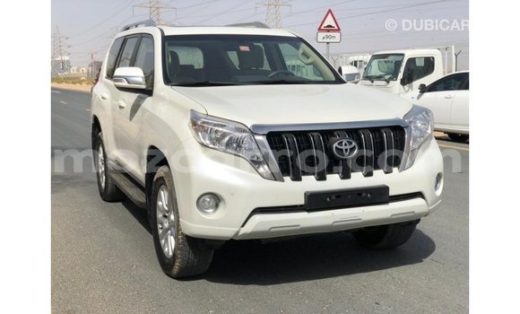 Tenga Imported Toyota Prado Chena Mota in Import - Dubai in Cabo Delgado Tenga Imported Toyota Prado Chena Mota in Import - Dubai in Cabo Delgado