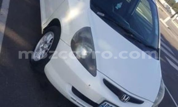 Comprar Usado Honda Fit Branco Carro em Maputo em Maputo