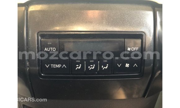 Nunua Imported Toyota Prado Nyeupe Gari ndani ya Import - Dubai nchini Cabo Delgado Nunua Imported Toyota Prado Nyeupe Gari ndani ya Import - Dubai nchini Cabo Delgado