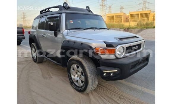 Tenga Imported Toyota FJ Cruiser Zvimwe Mota in Import - Dubai in Cabo Delgado Tenga Imported Toyota FJ Cruiser Zvimwe Mota in Import - Dubai in Cabo Delgado