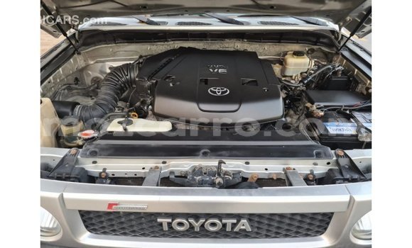 Tenga Imported Toyota FJ Cruiser Zvimwe Mota in Import - Dubai in Cabo Delgado Tenga Imported Toyota FJ Cruiser Zvimwe Mota in Import - Dubai in Cabo Delgado