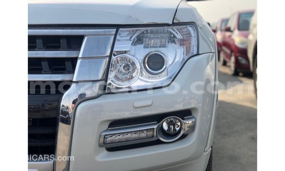 Buy Import Mitsubishi Pajero Black Car in Import - Dubai in Cabo Delgado Buy Import Mitsubishi Pajero Black Car in Import - Dubai in Cabo Delgado