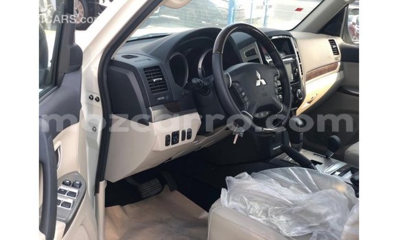 Buy Import Mitsubishi Pajero Black Car in Import - Dubai in Cabo Delgado Buy Import Mitsubishi Pajero Black Car in Import - Dubai in Cabo Delgado