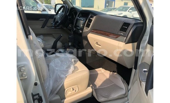 Buy Import Mitsubishi Pajero Black Car in Import - Dubai in Cabo Delgado Buy Import Mitsubishi Pajero Black Car in Import - Dubai in Cabo Delgado