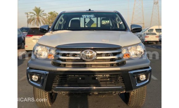 Nunua Imported Toyota Hilux Nyingine Gari ndani ya Import - Dubai nchini Cabo Delgado Nunua Imported Toyota Hilux Nyingine Gari ndani ya Import - Dubai nchini Cabo Delgado