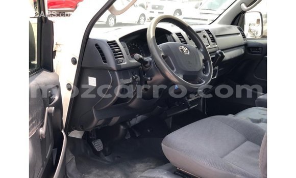 Nunua Imported Toyota Hiace Nyeupe Gari ndani ya Import - Dubai nchini Cabo Delgado Nunua Imported Toyota Hiace Nyeupe Gari ndani ya Import - Dubai nchini Cabo Delgado
