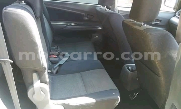 Tenga Tsaru Toyota Avanza Sirivha Mota in Chemba in Sofala Tenga Tsaru Toyota Avanza Sirivha Mota in Chemba in Sofala