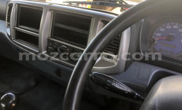 Comprar Usado Hino 300 Series Branco Caminhão em Chemba em Sofala Comprar Usado Hino 300 Series Branco Caminhão em Chemba em Sofala
