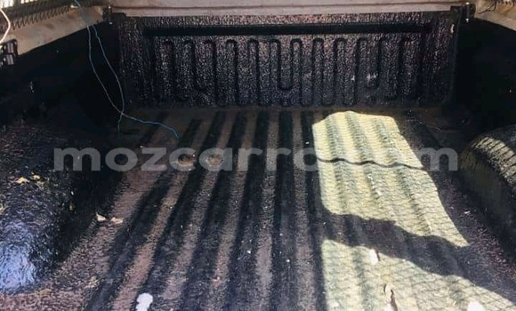 Buy Used GMC Sierra White Car in Chemba in Sofala Buy Used GMC Sierra White Car in Chemba in Sofala