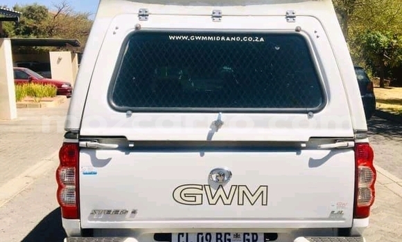 Buy Used GMC Sierra White Car in Chemba in Sofala Buy Used GMC Sierra White Car in Chemba in Sofala