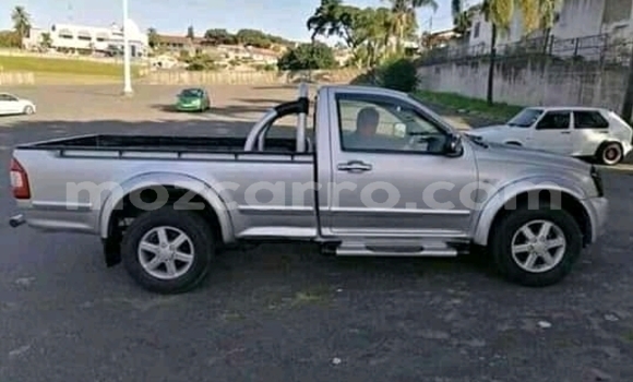 Buy Used Isuzu KB Silver Car in Chemba in Sofala Buy Used Isuzu KB Silver Car in Chemba in Sofala