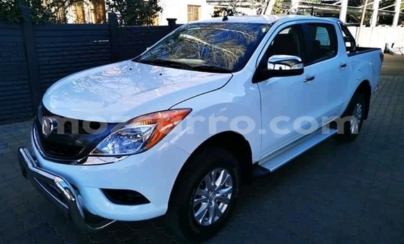 Buy Used Mazda BT-50 White Car in Chemba in Sofala Buy Used Mazda BT-50 White Car in Chemba in Sofala
