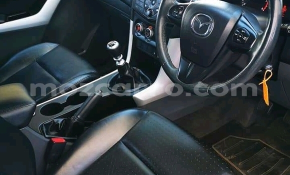 Buy Used Mazda BT-50 White Car in Chemba in Sofala Buy Used Mazda BT-50 White Car in Chemba in Sofala