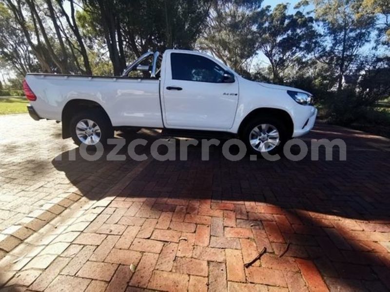 Big with watermark toyota hilux maputo maputo 9072