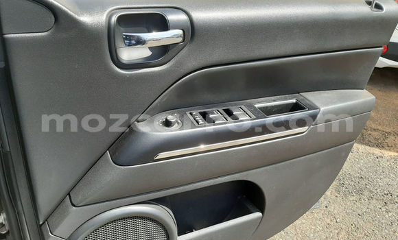 Comprar Usado Jeep Compass Prata Carro em Beira em Sofala Comprar Usado Jeep Compass Prata Carro em Beira em Sofala