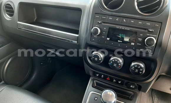 Comprar Usado Jeep Compass Prata Carro em Beira em Sofala Comprar Usado Jeep Compass Prata Carro em Beira em Sofala