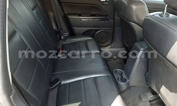Comprar Usado Jeep Compass Prata Carro em Beira em Sofala Comprar Usado Jeep Compass Prata Carro em Beira em Sofala