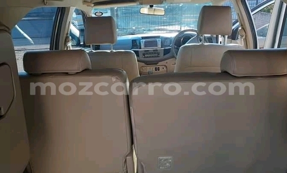Comprar Usado Toyota Fortuner Branco Carro em Chemba em Sofala Comprar Usado Toyota Fortuner Branco Carro em Chemba em Sofala