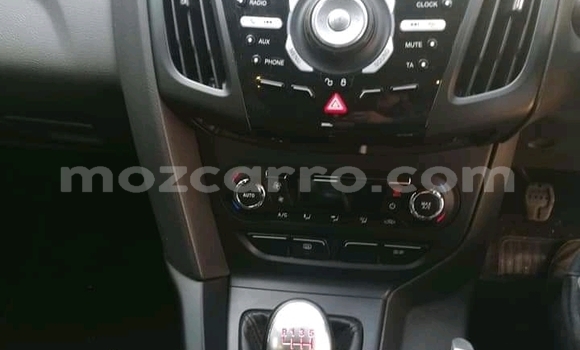 Tenga Tsaru Ford Focus Sirivha Mota in Chemba in Sofala Tenga Tsaru Ford Focus Sirivha Mota in Chemba in Sofala