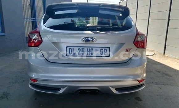 Tenga Tsaru Ford Focus Sirivha Mota in Chemba in Sofala Tenga Tsaru Ford Focus Sirivha Mota in Chemba in Sofala