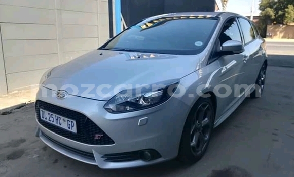 Tenga Tsaru Ford Focus Sirivha Mota in Chemba in Sofala Tenga Tsaru Ford Focus Sirivha Mota in Chemba in Sofala