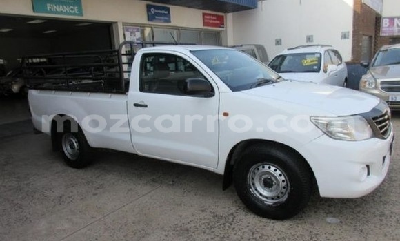 Buy Used Toyota Hilux White Car in Maputo in Maputo Buy Used Toyota Hilux White Car in Maputo in Maputo