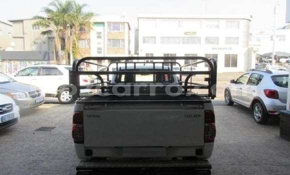 Buy Used Toyota Hilux White Car in Maputo in Maputo Buy Used Toyota Hilux White Car in Maputo in Maputo