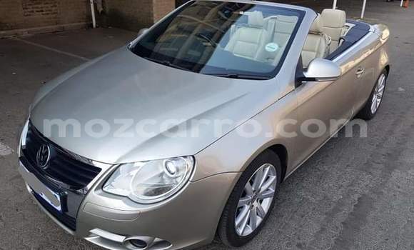 Tenga Tsaru Volkswagen Eos Sirivha Mota in Xai-Xai in Gaza