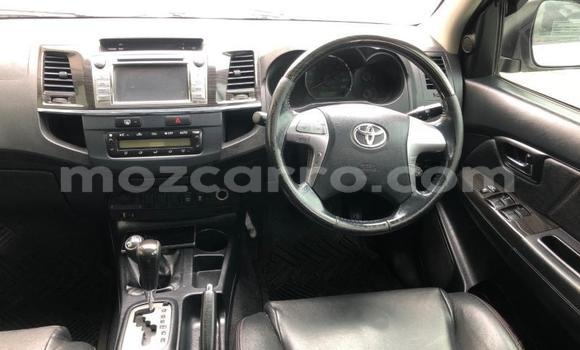 Comprar Usado Toyota Fortuner Branco Carro em Gilé em Zambezia Comprar Usado Toyota Fortuner Branco Carro em Gilé em Zambezia