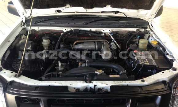 Comprar Usado Isuzu KB Branco Carro em Maputo em Maputo Comprar Usado Isuzu KB Branco Carro em Maputo em Maputo