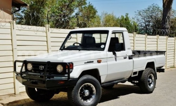 Comprar Usado Toyota Land Cruiser De outros Carro em Maputo em Maputo